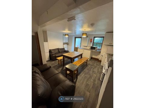 Apartment in Bristol, Cotham - More