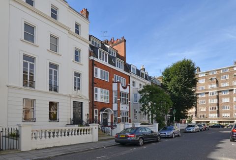 4 Bed Maisonette To Rent In Cottesmore Gardens Kensington London W8 4-bed-maisonette-to-rent-in-cottesmore-gardens-kensington-london-w8