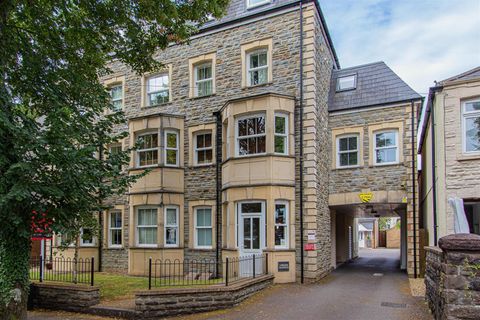 Severn Grove, Pontcanna CF11