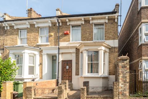 Ringcroft Street, Holloway, London N7