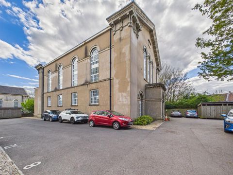 Blackhorse Road, Kingswood, Bristol BS15