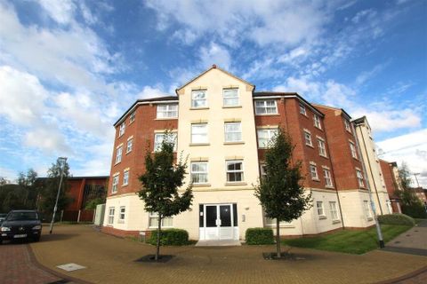 Mountbatten Way, Chilwell, Beeston, Nottingham NG9