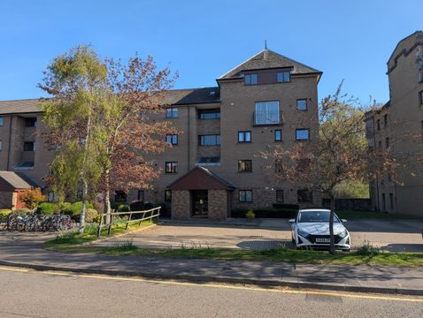 East Parkside, Edinburgh, Midlothian EH16