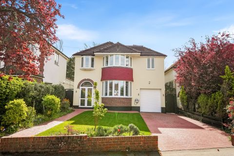 Arundel Avenue, Epsom KT17