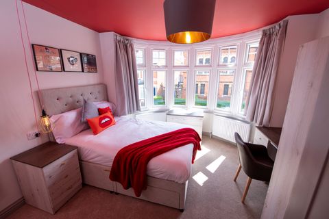 Apartment in Reading, Katesgrove - View 2
