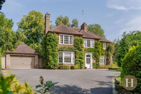 House in Birmingham, Edgbaston, West Midlands - View 2