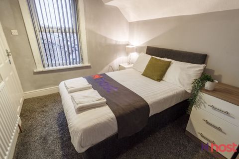 Apartment in Liverpool - View 2