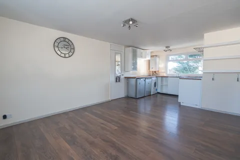 Apartment in Birmingham, Handsworth Wood, Hamstead - View 5