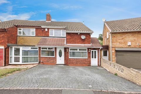 House in Birmingham, Perry Beeches - View 2