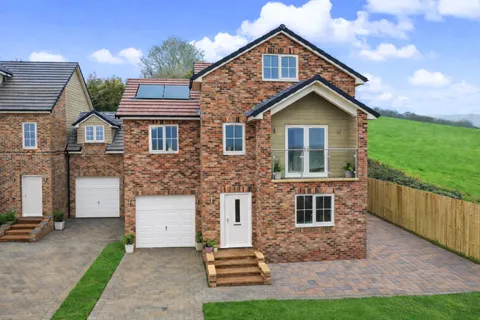 Grange View Road, Gedling, Nottingham NG4, Nottingham NG4