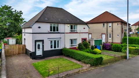 Glasgow Road, Barrhead, Glasgow, East Renfrewshire G78