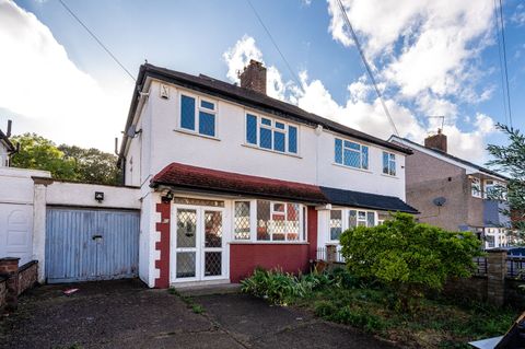 Longhill Road, Catford, London SE6