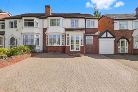 House in Birmingham, Billesley - View 2