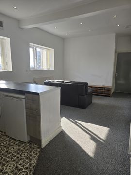 Apartment in Swansea SA1, Castle - More