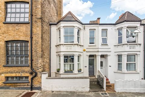 Woodrow, London SE18
