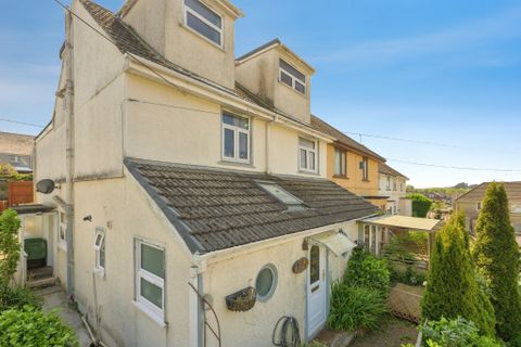 George Avenue, Plymouth PL7