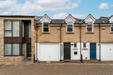 Cambridge Place, Cambridge, Cambridgeshire CB2