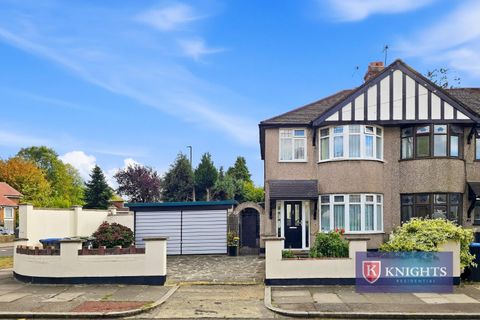 Hamilton Avenue, London N9
