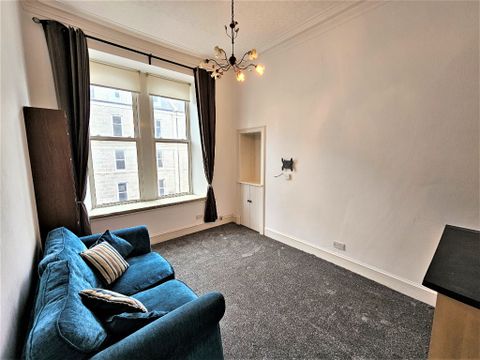 Apartment in Aberdeen, Gilcomston, Rosemount and Mile End - View 2