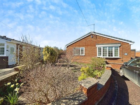 3 bed detached bungalow for sale in The Pines, Greenside, Ryton NE40, £ ...