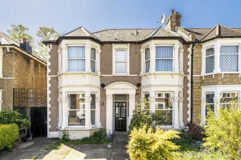 Wellmeadow Road, London SE13