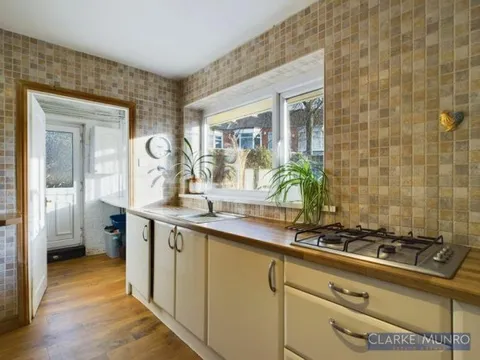 House in Middlesbrough, Middlehaven - View 5