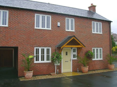 House in Nottingham, Wilford - View 2