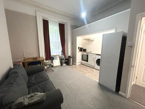 North Road East, Plymouth PL4