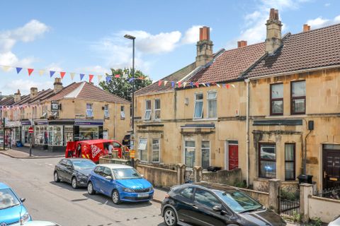 Moorland Road, Oldfield Park BA2
