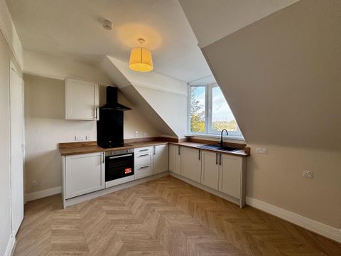 60 Menzies Road, Aberdeen AB11
