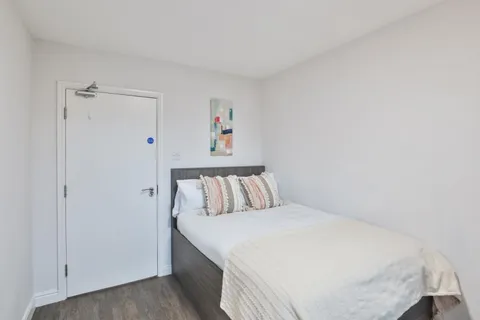 Royal Park Road, Hyde Park, Leeds LS6 - View 5