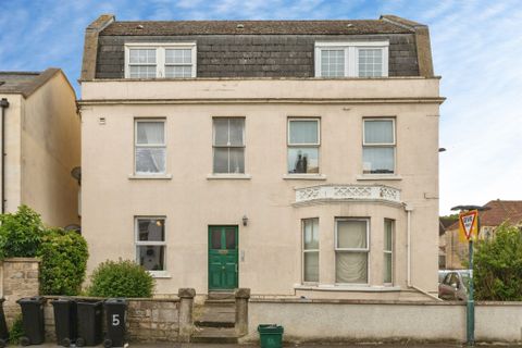 Apartment in Bath, Locksbrook - View 2