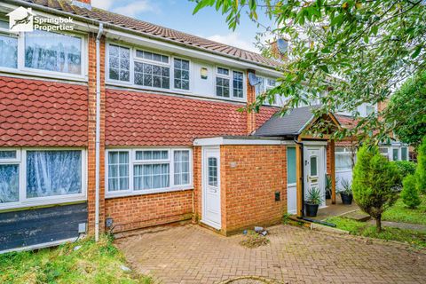 3 bed terraced house for sale in Brickly Road, Luton, Bedfordshire LU4 ...