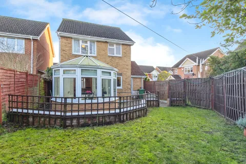 House in Milton Keynes, Old Farm Park - View 5