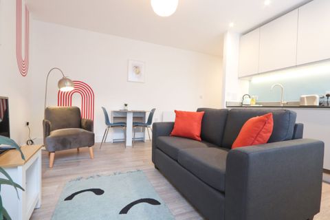 Apartment in Bristol, City Centre - View 2