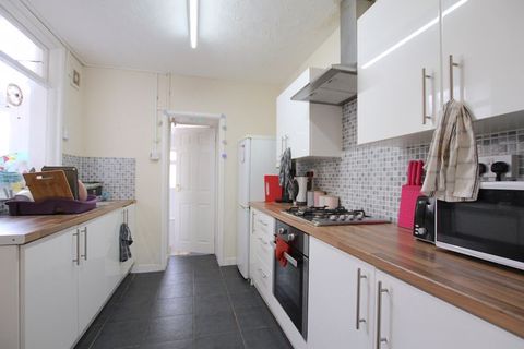 Harriet Street, Cardiff CF24 – další