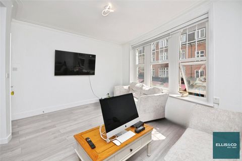 Hendon Lane, Finchley N3
