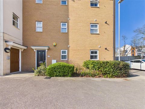 Oak Leaze, Patchway, Bristol BS34