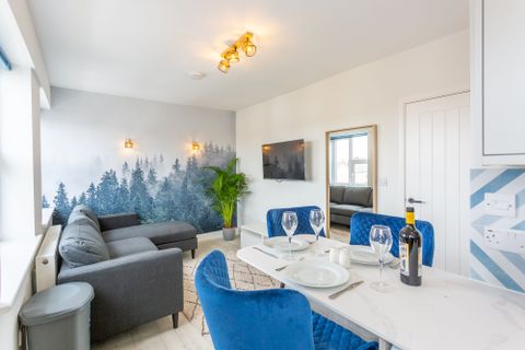 Clayton Court, Beeston NG9 - View 2