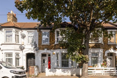 Glasgow Road, Plaistow E13