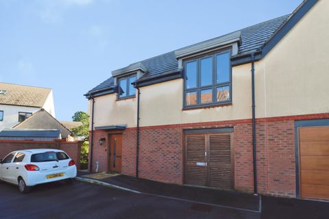 Wilson Road, Frenchay, Bristol BS16