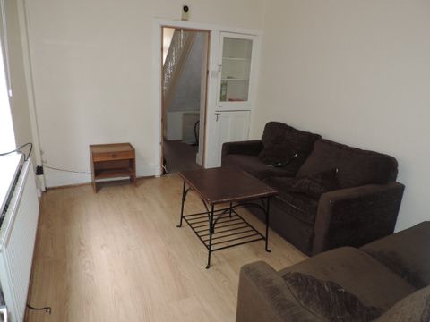 Tewkesbury, Cathay`S Cardiff CF24 - View 2