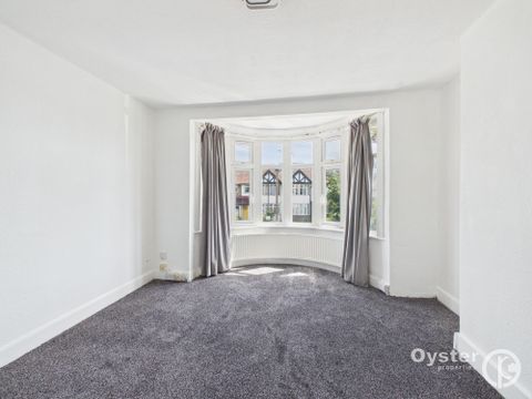 Braemar Avenue, London NW10