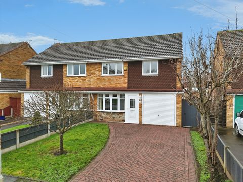 Robin Grove, Wednesfield, Wolverhampton WV11