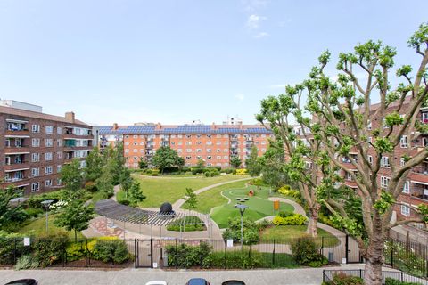 Devons Road, London E3, Room to rent