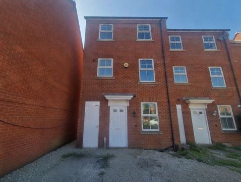 Larchmont Road, Leicester LE4