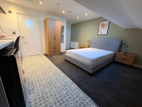 Room 6, Ward Street DE22, Studio to rent
