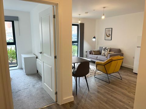 Erasmus Drive, Derby, Derbyshire DE1 - Więcej