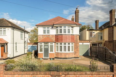 Cambridge Drive, Lee SE12