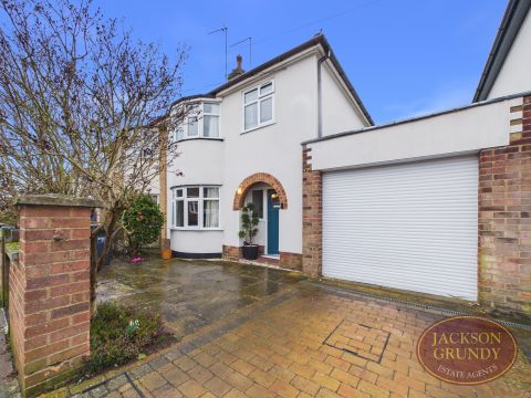 Barons Way, Kingsthorpe NN2, 3 bed semi-detached house for sale, £